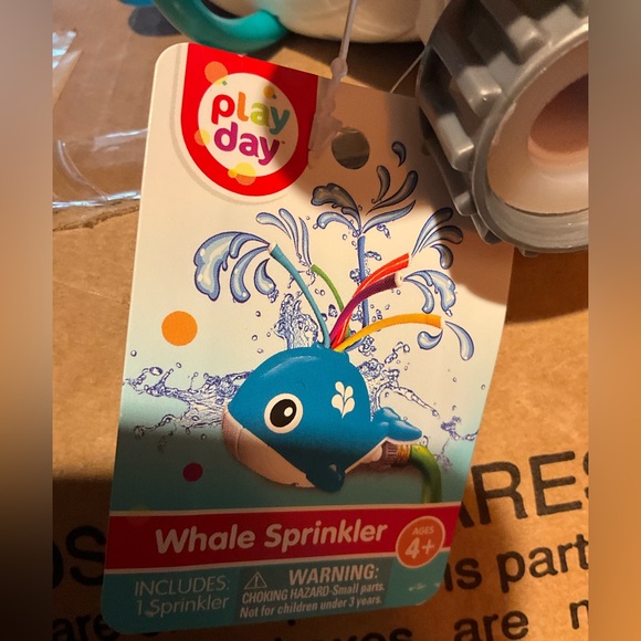 Colorful Whale Sprinkler Play Day Wacky Whale Water Rotating Tubes Sprinkler Toy - Picture 8 of 16